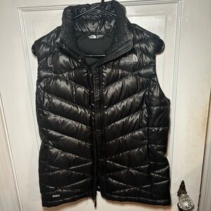 The North Face Women's Black Puffer Vest